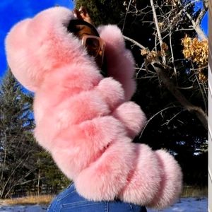 🦋🤩HOODED FAUX FUR JACKETS